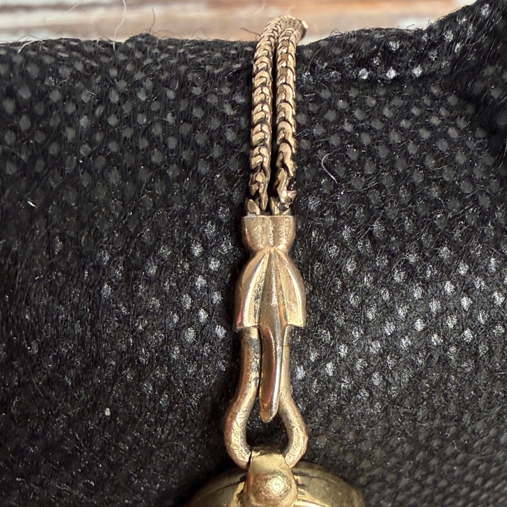 Vintage Elgin 17 Jewels Women's Wrist Watch- WORKS - Picture 2 of 7